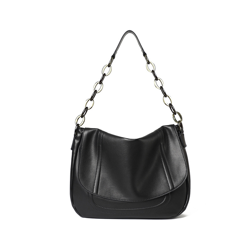Women’s fashion outing bag