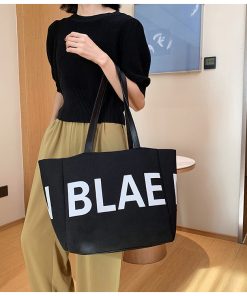 Bright Gold Purse With Chain