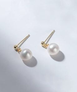 New Wheat Earrings for Women, Classic Temperament, Light Luxurious Leaf Marquise Letters Ear Hook Earrings