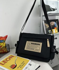 Ladies fashionable and durable shoulder bag