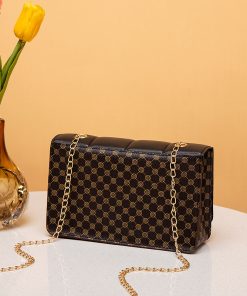 Monogram Canvas Pallas