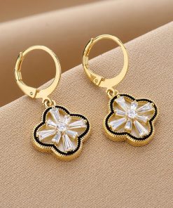 Small fragrant tassel star high-looking earrings simple and fashionable