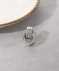 Alphabet pearl stud earrings