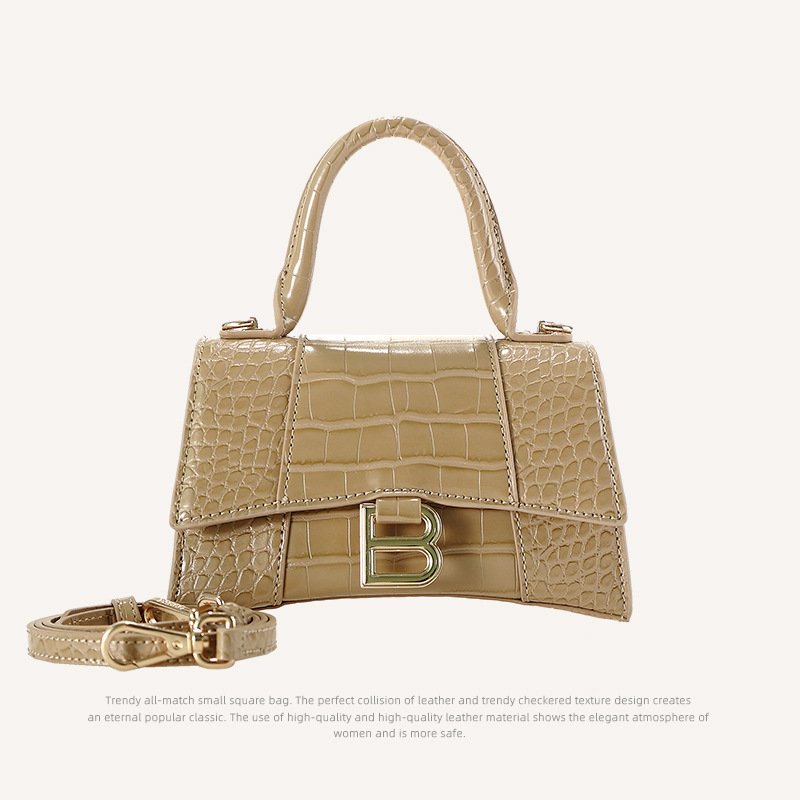 Ladies new fashion classic crescent bag