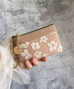 Ladies new fashionable versatile handbags