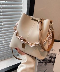 Women’s fashionable shoulder crossbody bucket bag