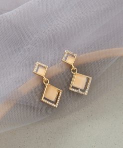 New Rhinestone Earrings for Women Classic Chain Small Earrings Stud Earrings for Women
