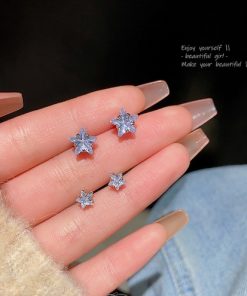 High-looking, light and luxurious small fragrance-style jewelry for the wrist