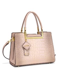 Women’s fashion outing bag