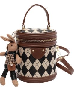 Women’s fashion outing bag