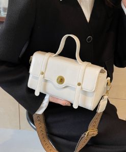 Ladies fashion large capacity white pearl bag