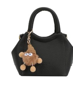 Women’s fashion outing bag