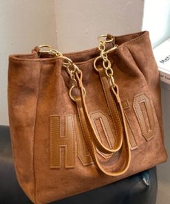 Women’s fashion outing bag
